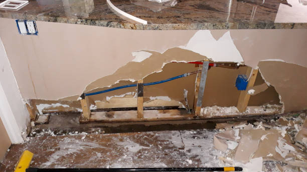 Best Emergency water damage restoration  in University Of Pittsburgh Johnstown, PA